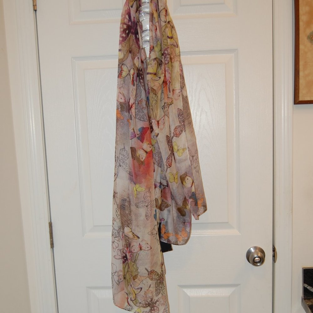 M & S Collection Pink/Blues/Purples/Cream Pattern W/Butterflys   NWT